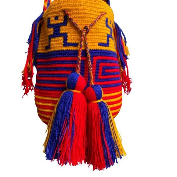 WAYUU Mochila Handmade Shoulder Bucket Bag Multicolor Colombian Medium main image 6